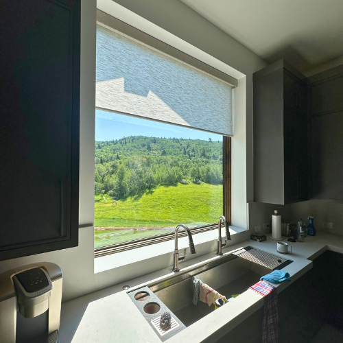 Window covering in kitchen